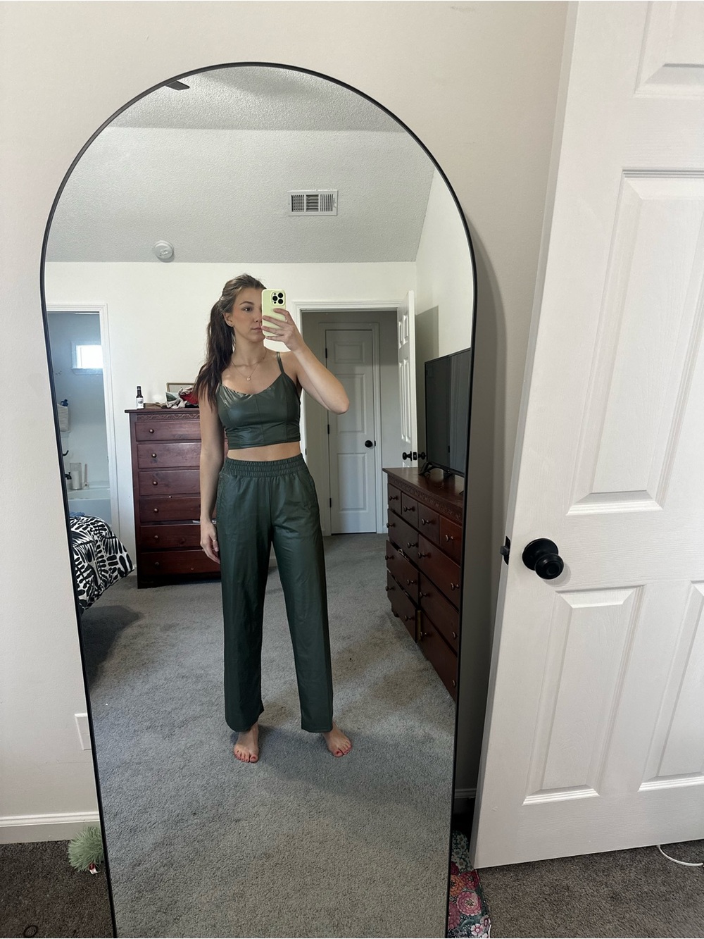 aerie Dark Green Faux Leather set